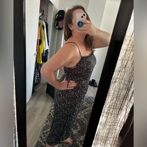 Cute & breezy romper from Aerie! Women’s size large.